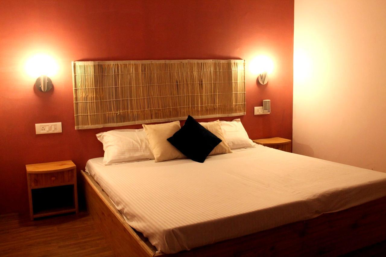 Bros Hostel Manali Zewnętrze zdjęcie