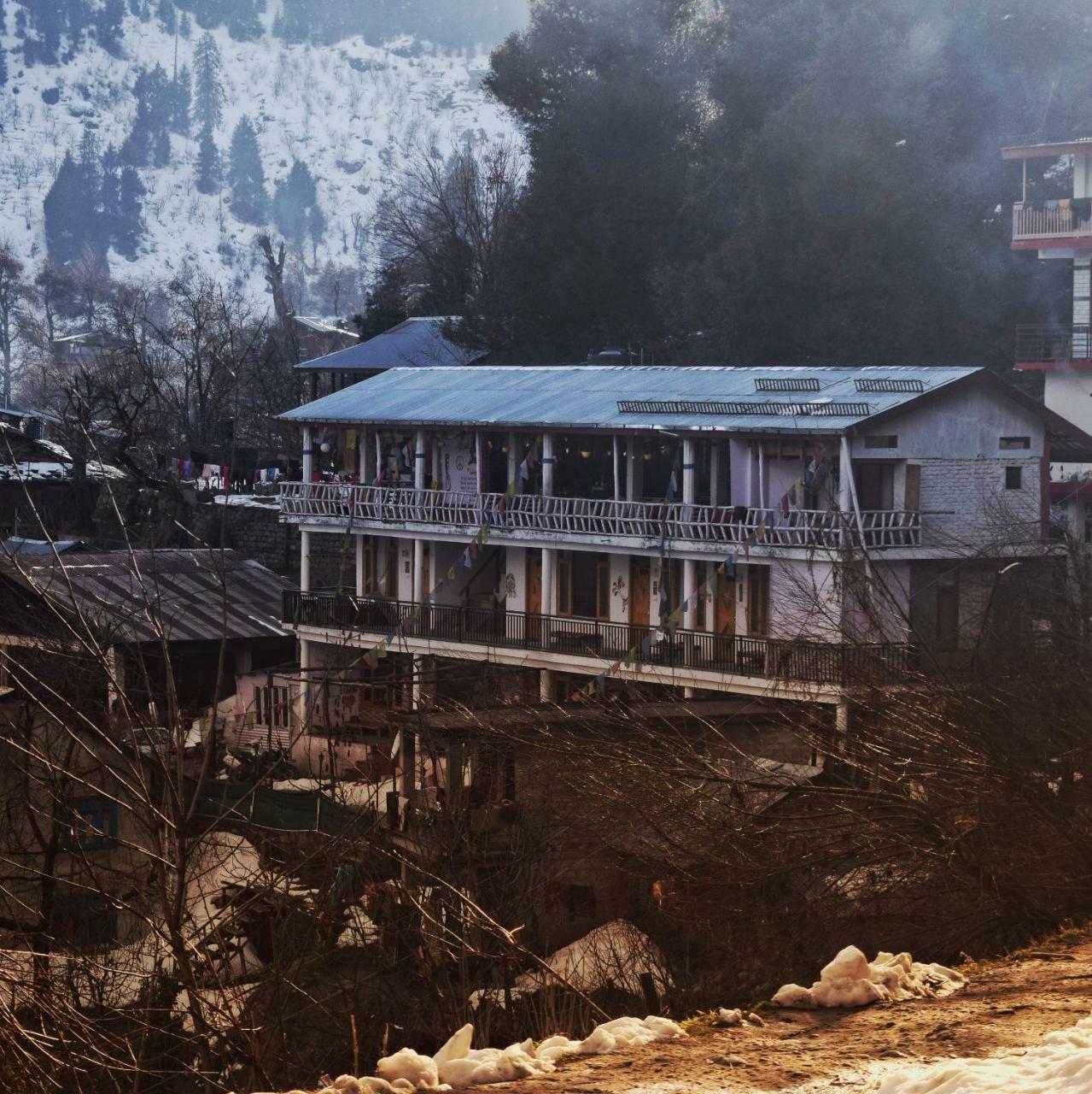 Bros Hostel Manali Zewnętrze zdjęcie