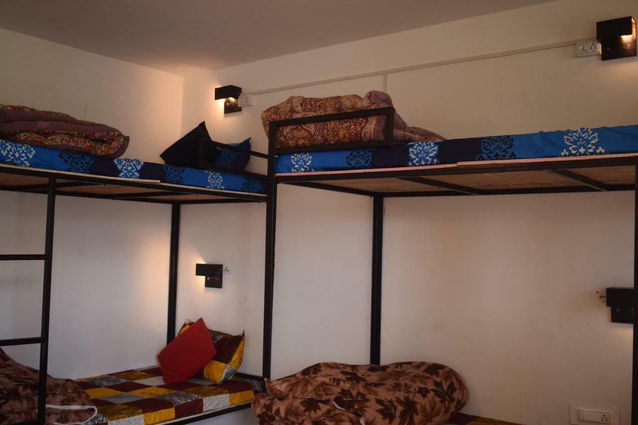 Bros Hostel Manali Zewnętrze zdjęcie