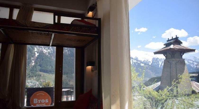 Bros Hostel Manali Zewnętrze zdjęcie
